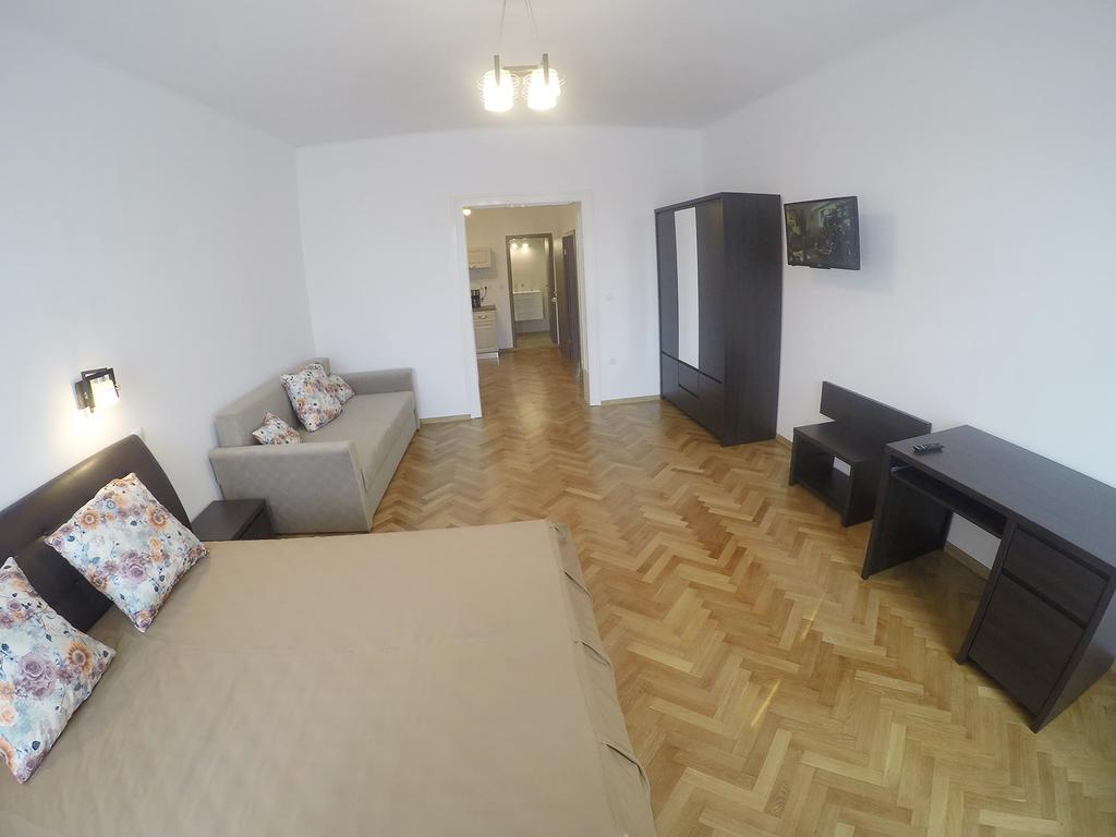 Central Parc Studios Sibiu Exterior foto